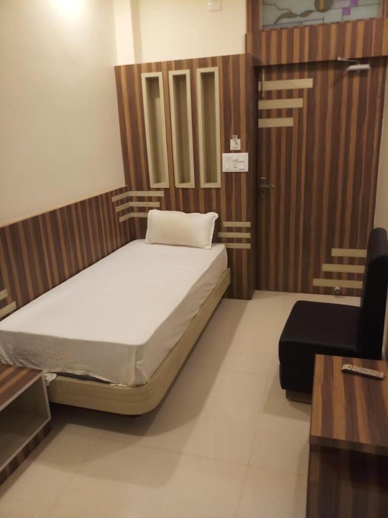 Hotel R K Residency Muzaffarpur Bagian luar foto
